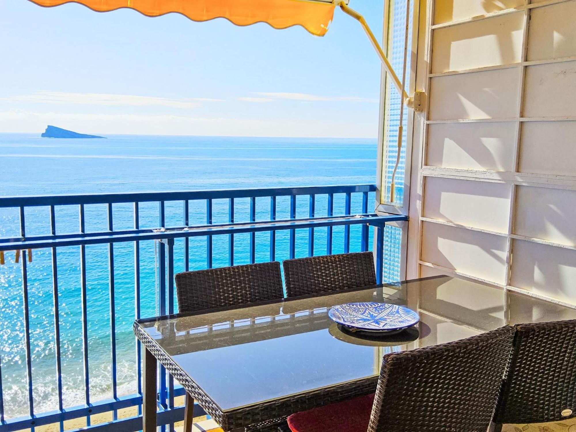 Apartment Palmeras Playa Levante First Line By Interhome Benidorm Kültér fotó